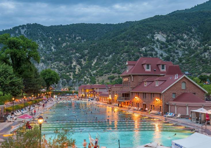 http://leisuregrouptravel.com/wp-content/uploads/2016/05/GLENWOOD-HOT-SPRINGS-jpg.jpg