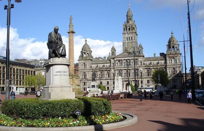 https://historicalglasgow.files.wordpress.com/2015/03/george_square_glasgow.jpg