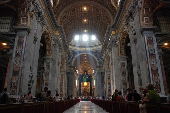 https://upload.wikimedia.org/wikipedia/commons/6/69/Saint_Peter%27s_Basilica.JPG